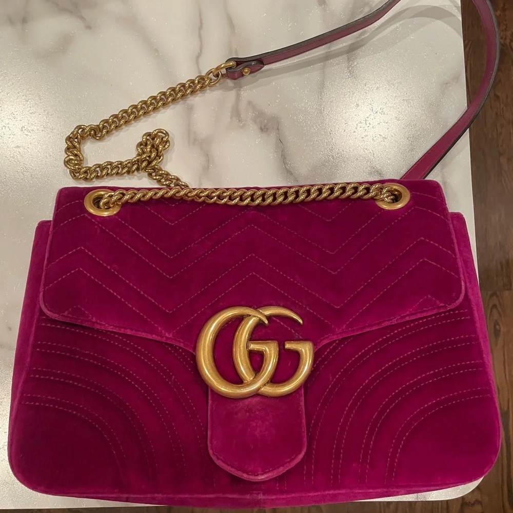 EUC GUCCI Velvet MatelasseGG Marmont Shoulder Bag - Fuchsia Violet Cyclamen - Picture 1 of 9